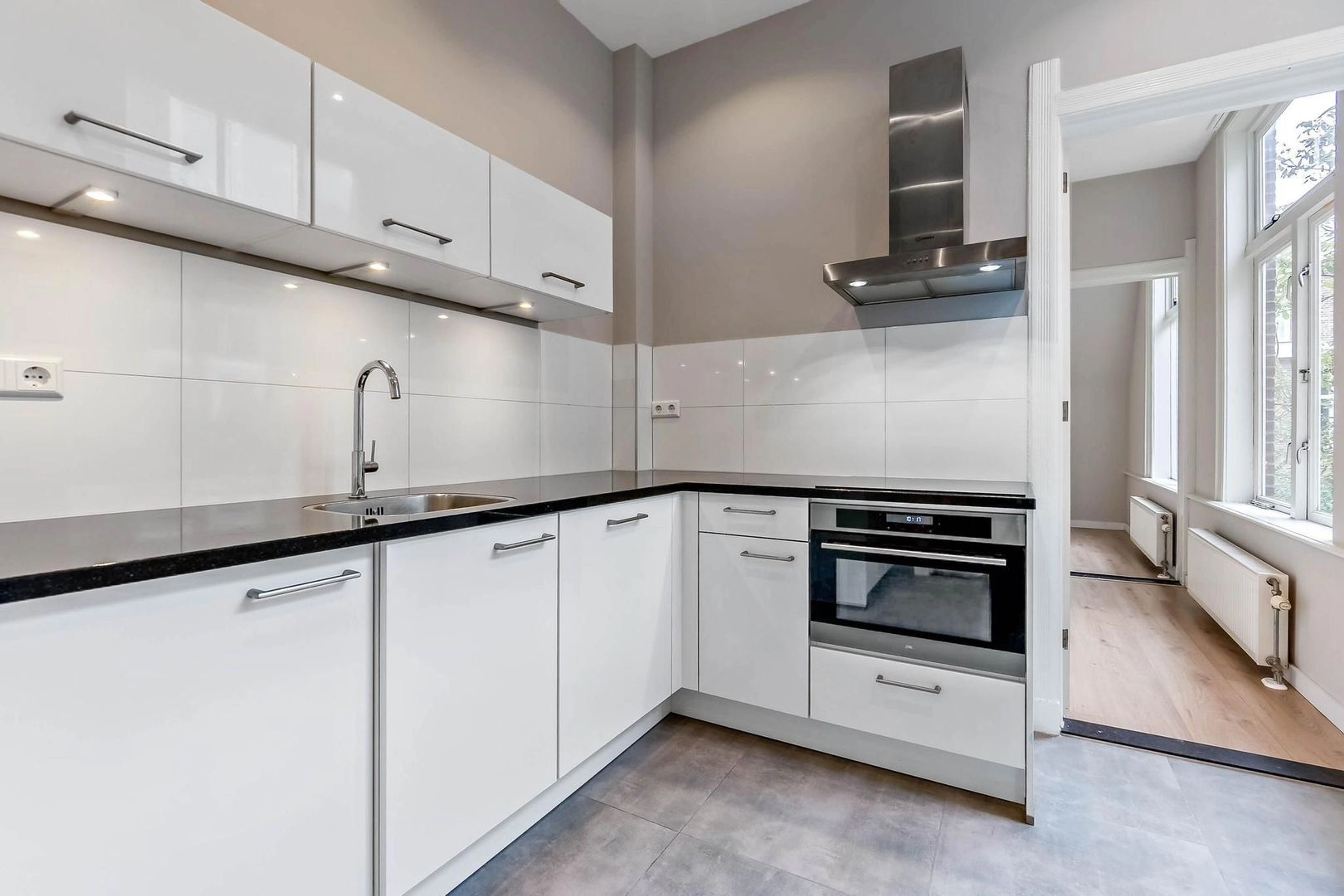 Johannes Camphuijsstraat 92 
