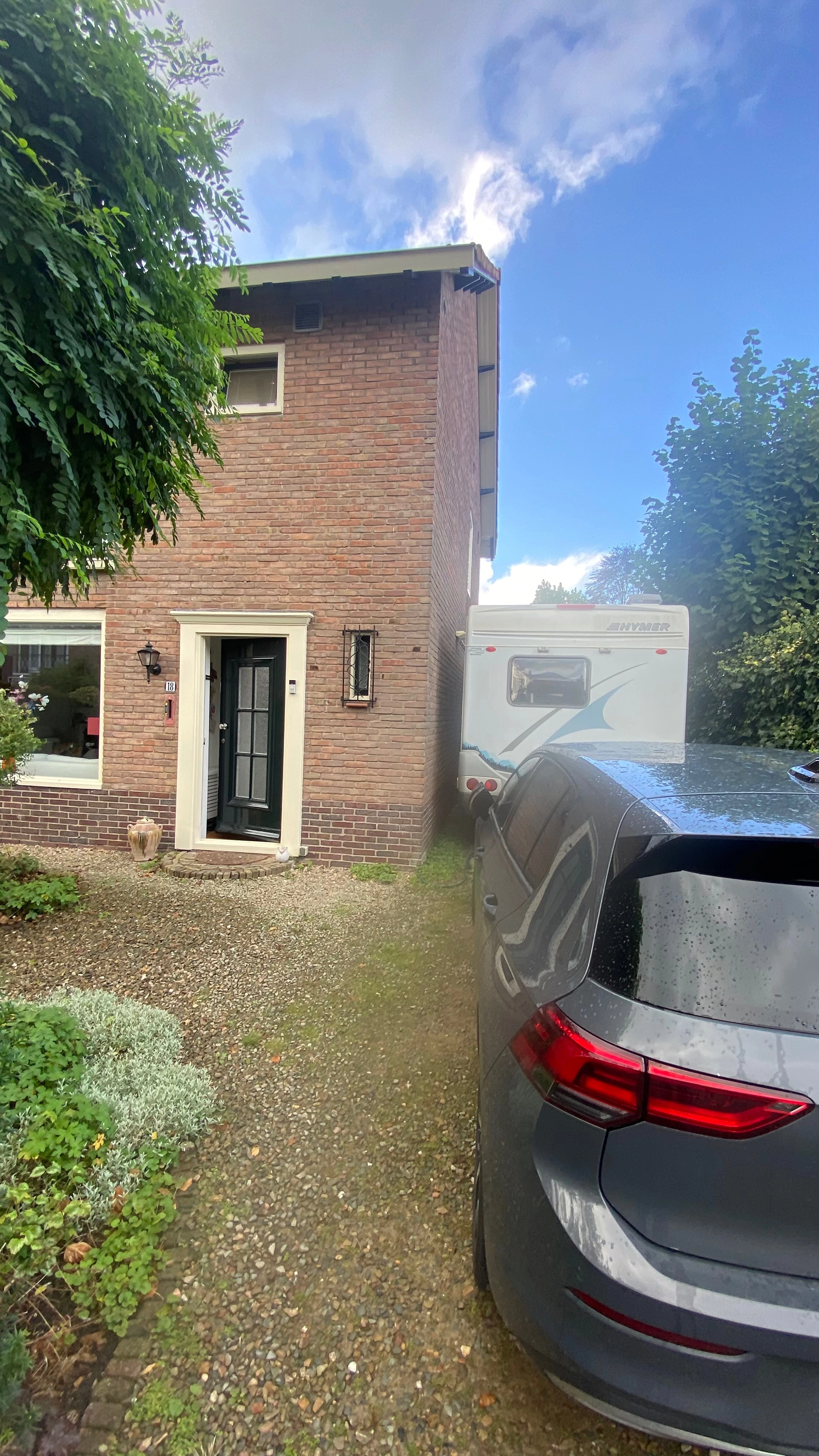Van der Helstlaan 18 